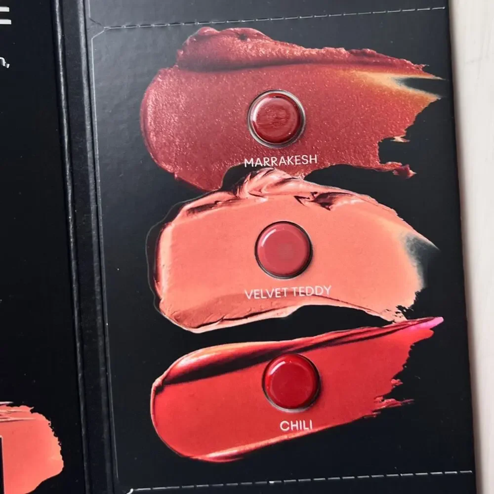 Mac Cosmetics Lipstick  Three Colors Velvet Teddy, Chili, and Marakesh Sample